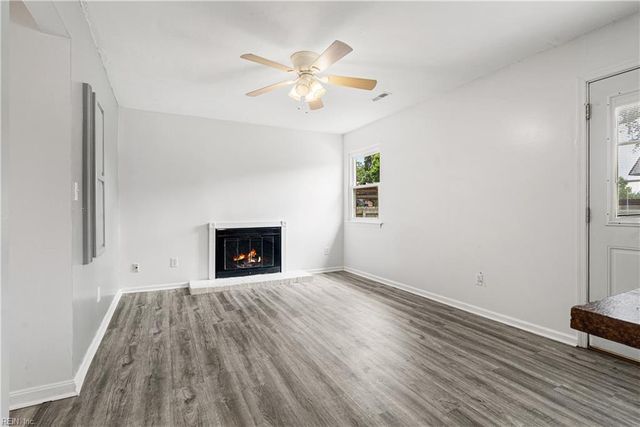 3423 Club House RD, Virginia Beach, VA 23452