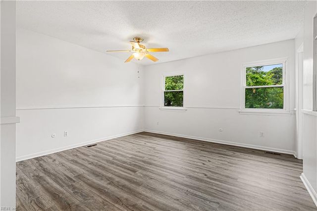 3423 Club House RD, Virginia Beach, VA 23452