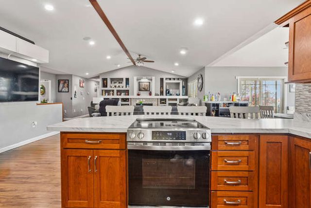 1913 Trails Drive, Urbana, IL 61802