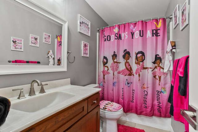 1913 Trails Drive, Urbana, IL 61802