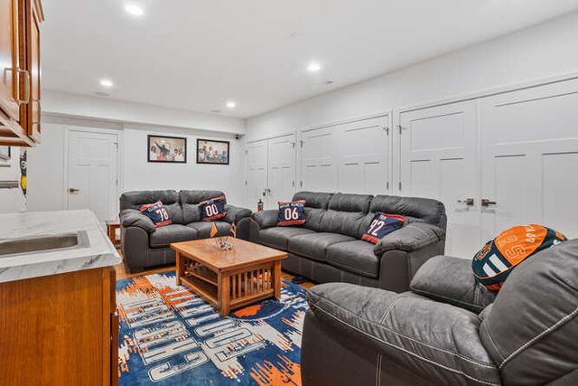 1913 Trails Drive, Urbana, IL 61802