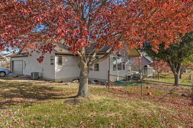 1913 Trails Drive, Urbana, IL 61802