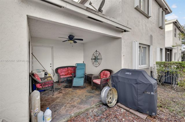 6008 N Golden Beauty Ln, Tamarac, FL 33321