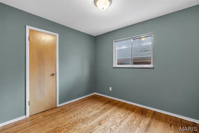 4116 Ammann Lane, St Louis, MO 63121