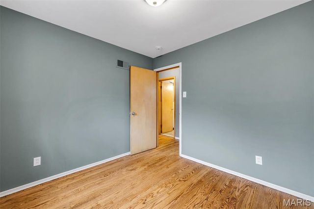 4116 Ammann Lane, St Louis, MO 63121