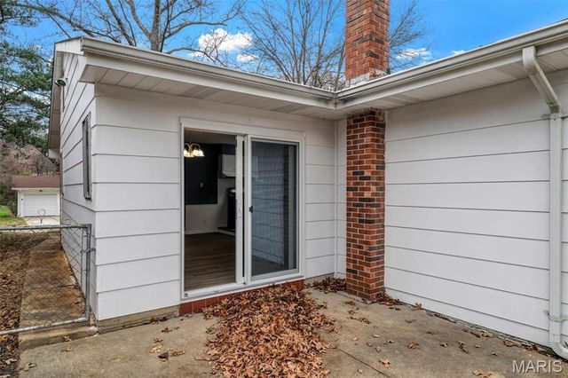 4116 Ammann Lane, St Louis, MO 63121