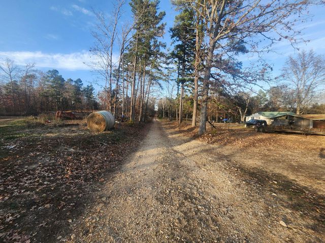 43565 St Highway 181-Pvt Dr-B, Vanzant, MO 65768