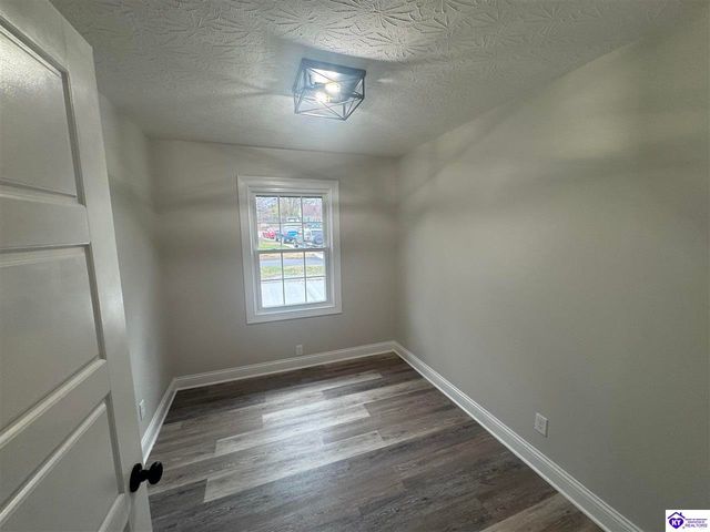 219 Poplar Drive, Elizabethtown, KY 42701