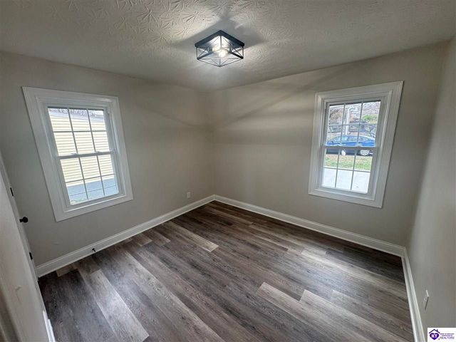 219 Poplar Drive, Elizabethtown, KY 42701