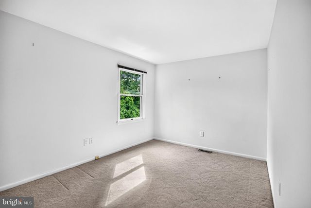 237 FOXWOOD LN, Marlton, NJ 08053