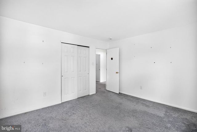 237 FOXWOOD LN, Marlton, NJ 08053