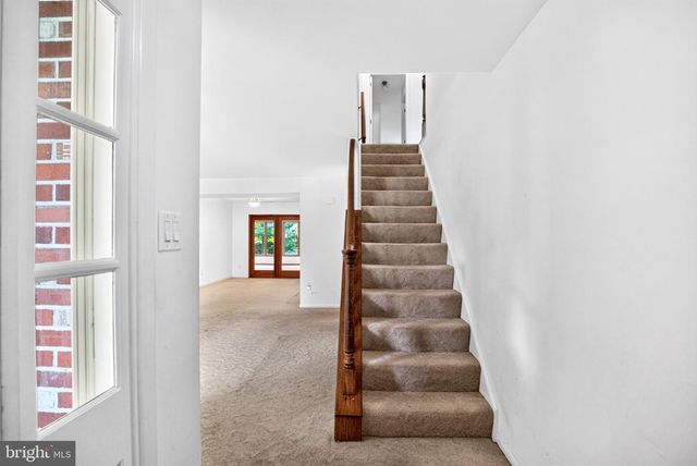 237 FOXWOOD LN, Marlton, NJ 08053