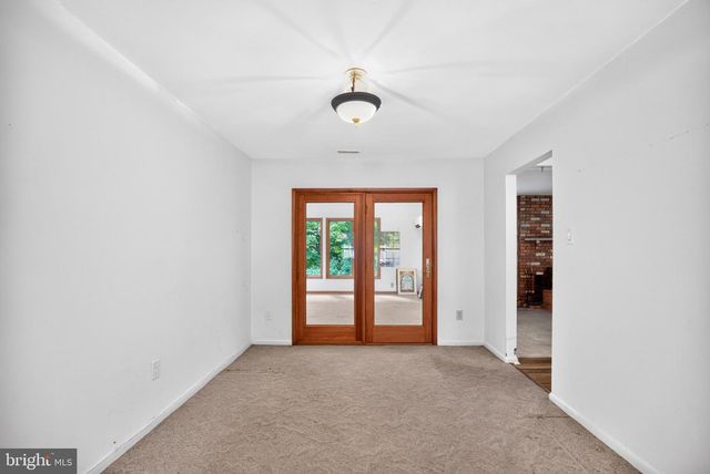 237 FOXWOOD LN, Marlton, NJ 08053
