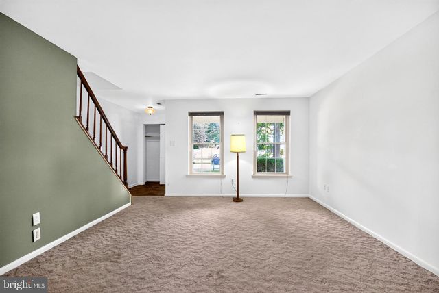 237 FOXWOOD LN, Marlton, NJ 08053