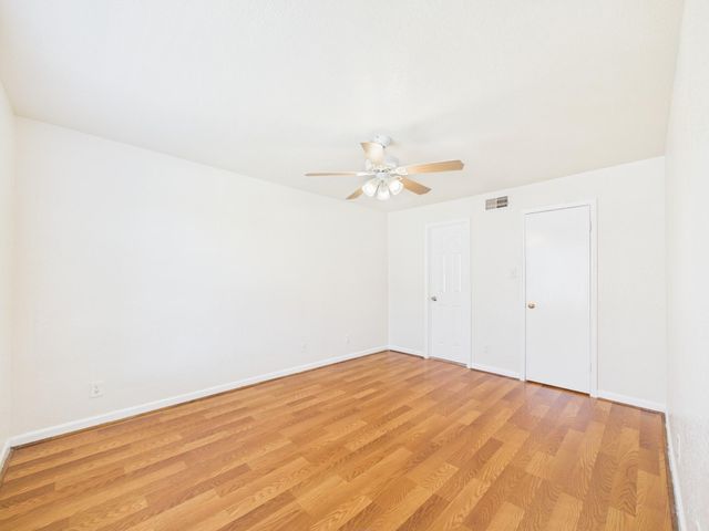 9700 Leawood Boulevard 322, Houston, TX 77099