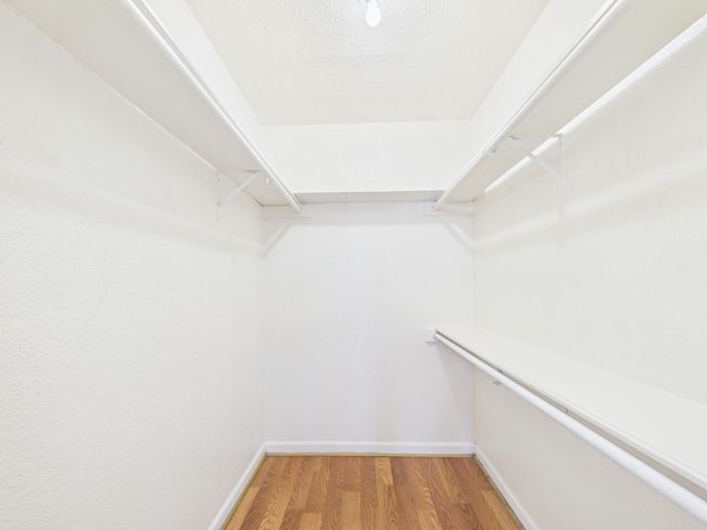 9700 Leawood Boulevard 322, Houston, TX 77099