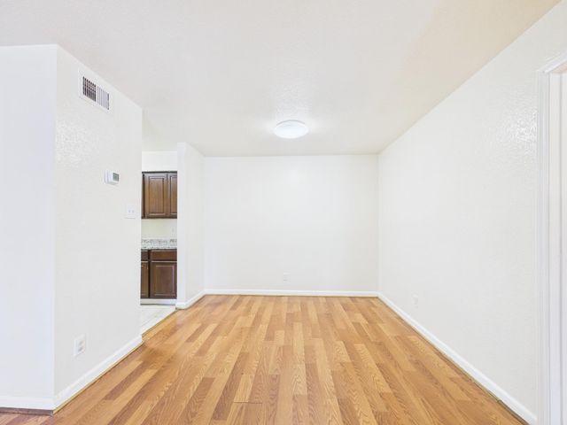 9700 Leawood Boulevard 322, Houston, TX 77099