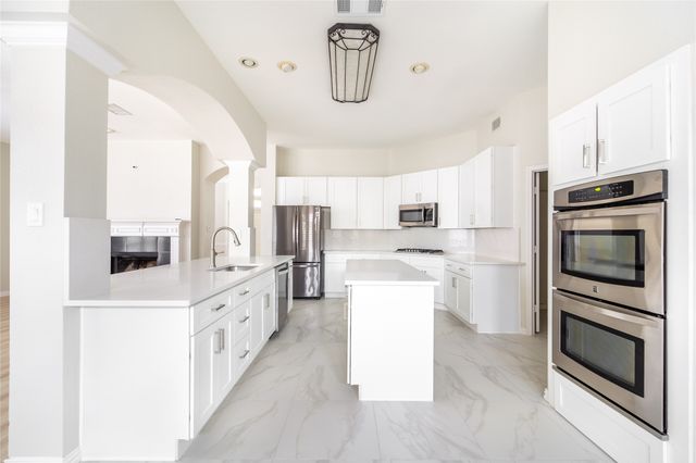 2305 Eldger Drive, Plano, TX 75025