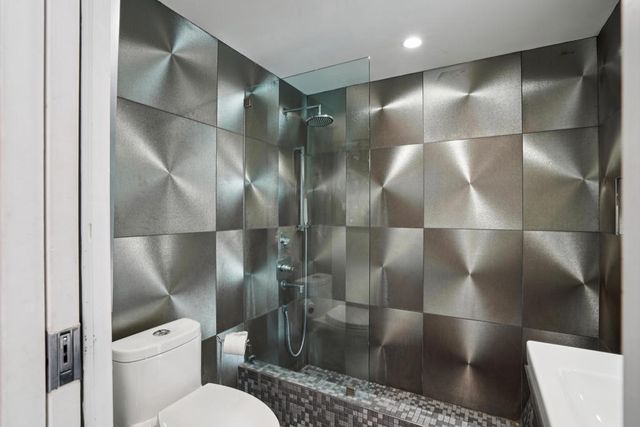 2101 N Berne Drive, Palm Springs, CA 92262
