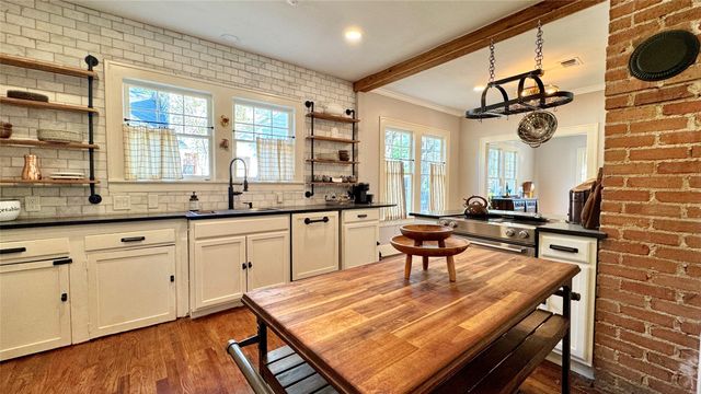 205 Elm Drive, Terrell, TX 75160