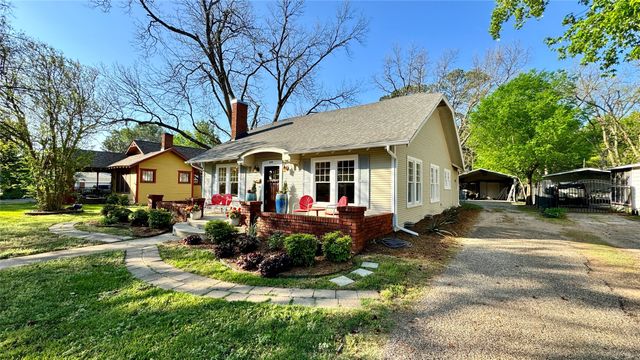 205 Elm Drive, Terrell, TX 75160