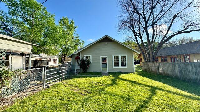 205 Elm Drive, Terrell, TX 75160