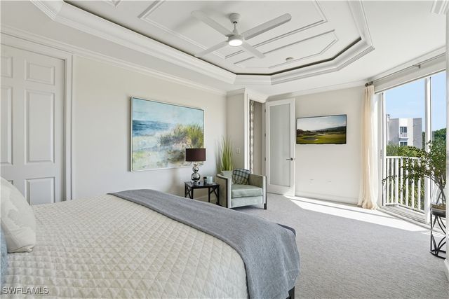 1600 Clermont DR J-302, Naples, FL 34109