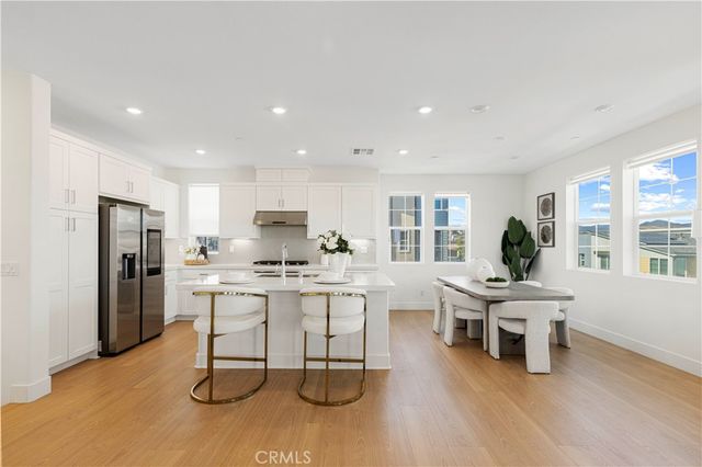 202 Heartland Way, Rancho Mission Viejo, CA 92694