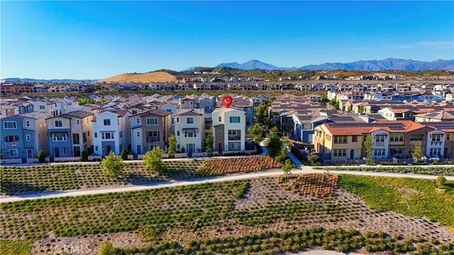 202 Heartland Way, Rancho Mission Viejo, CA 92694