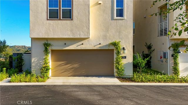 202 Heartland Way, Rancho Mission Viejo, CA 92694