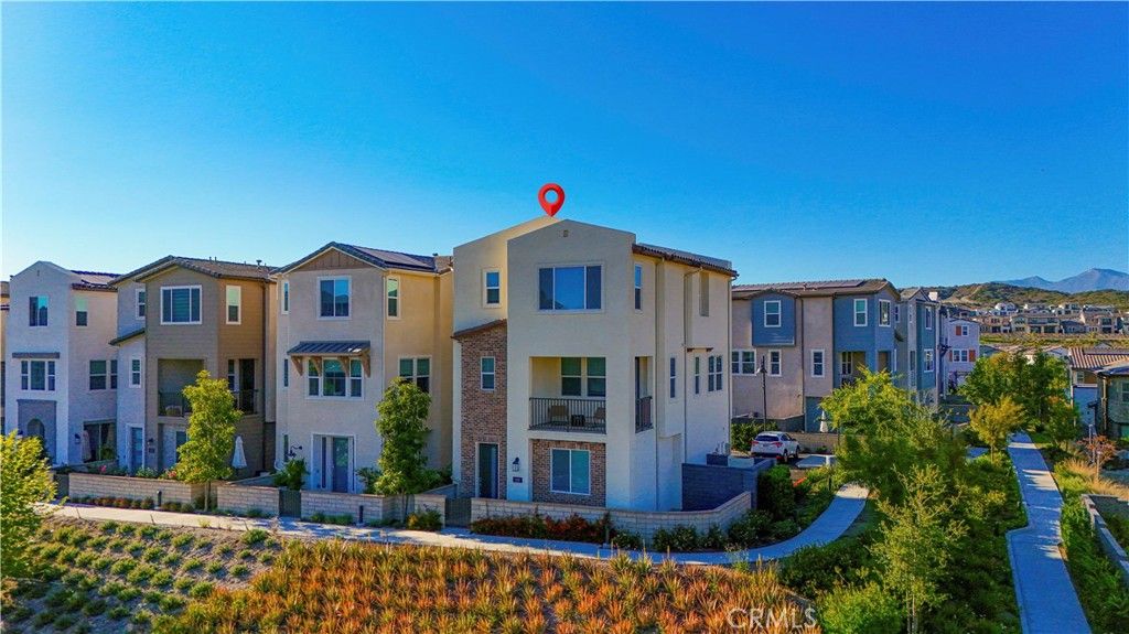 202 Heartland Way, Rancho Mission Viejo, CA 92694