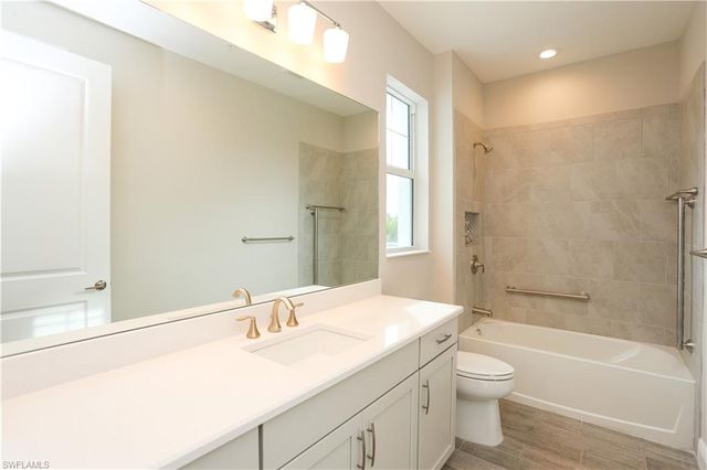 2626 Seychelles CIR 1405, Naples, FL 34112
