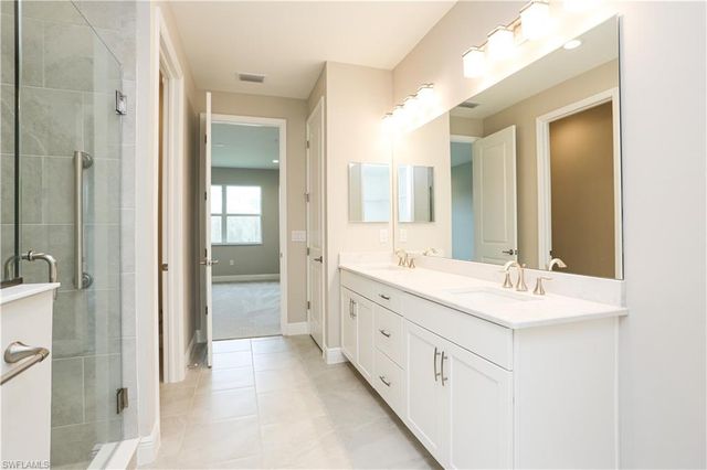 2626 Seychelles CIR 1405, Naples, FL 34112