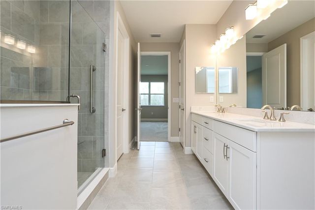 2626 Seychelles CIR 1405, Naples, FL 34112