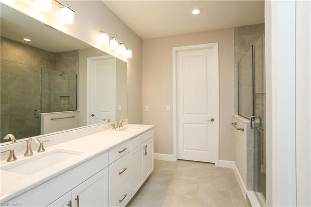 2626 Seychelles CIR 1405, Naples, FL 34112