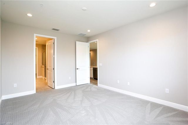 2626 Seychelles CIR 1405, Naples, FL 34112