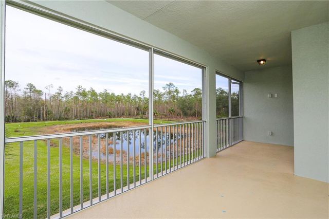 2626 Seychelles CIR 1405, Naples, FL 34112