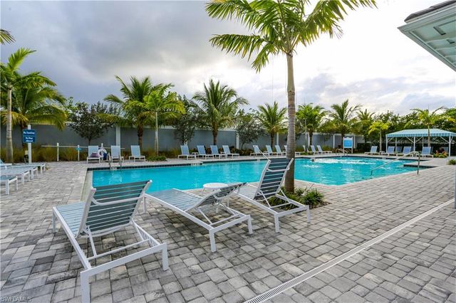 2626 Seychelles CIR 1405, Naples, FL 34112
