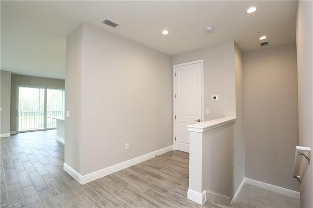 2626 Seychelles CIR 1405, Naples, FL 34112