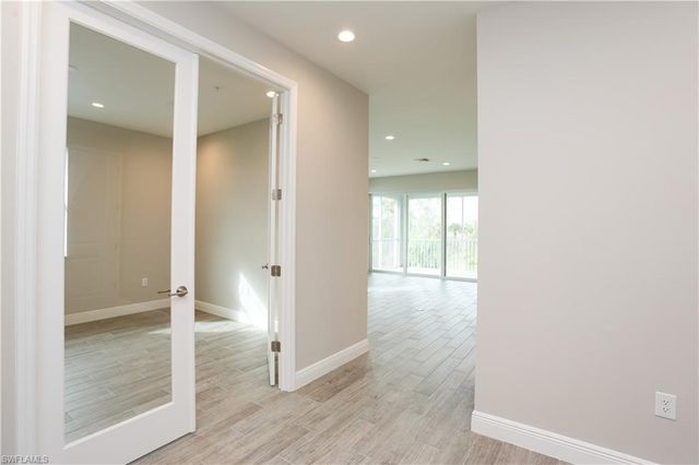 2626 Seychelles CIR 1405, Naples, FL 34112