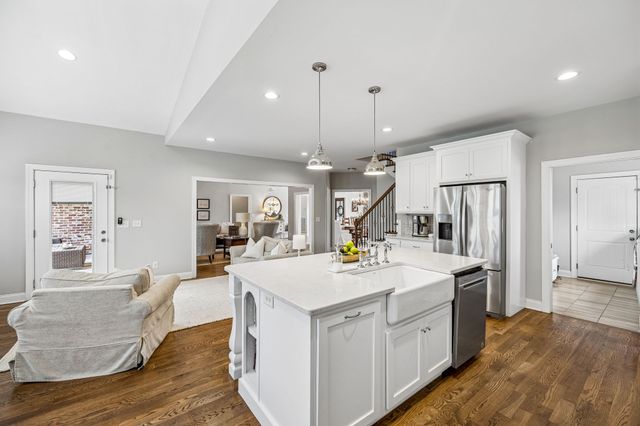 152 Dobson Knob Trl, Nolensville, TN 37135