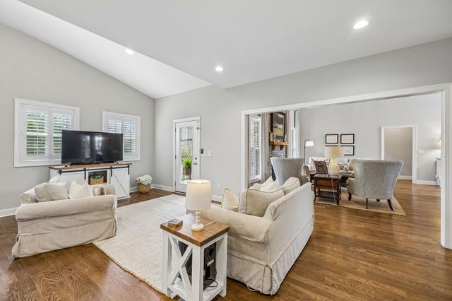 152 Dobson Knob Trl, Nolensville, TN 37135