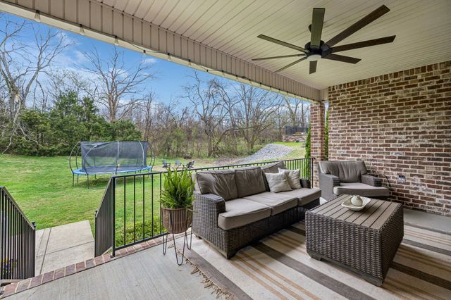 152 Dobson Knob Trl, Nolensville, TN 37135