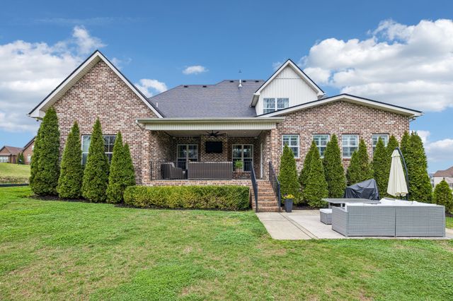 152 Dobson Knob Trl, Nolensville, TN 37135