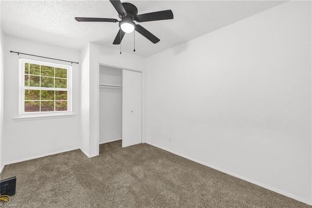 2235 Shadow Valley Road E, High Point, NC 27265