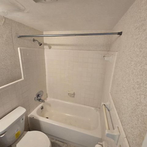 5420 NW 11th Street 202, Plantation, FL 33313