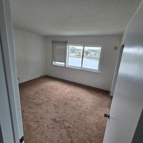 5420 NW 11th Street 202, Plantation, FL 33313