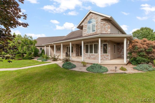 11195 Singer Road, Brooklyn, MI 49230