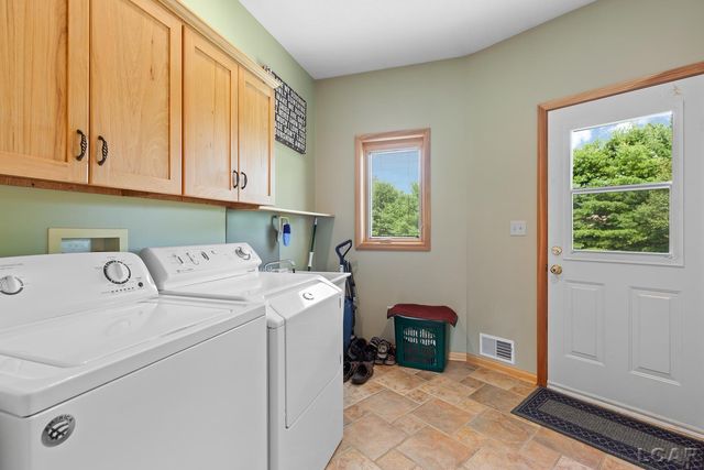 11195 Singer Road, Brooklyn, MI 49230