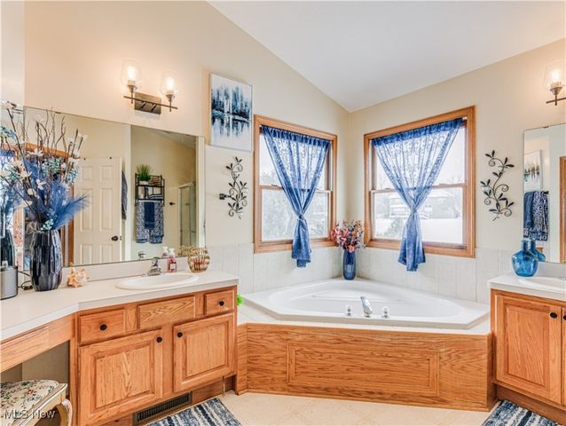 1130 Brynmar Lane, Medina, OH 44256